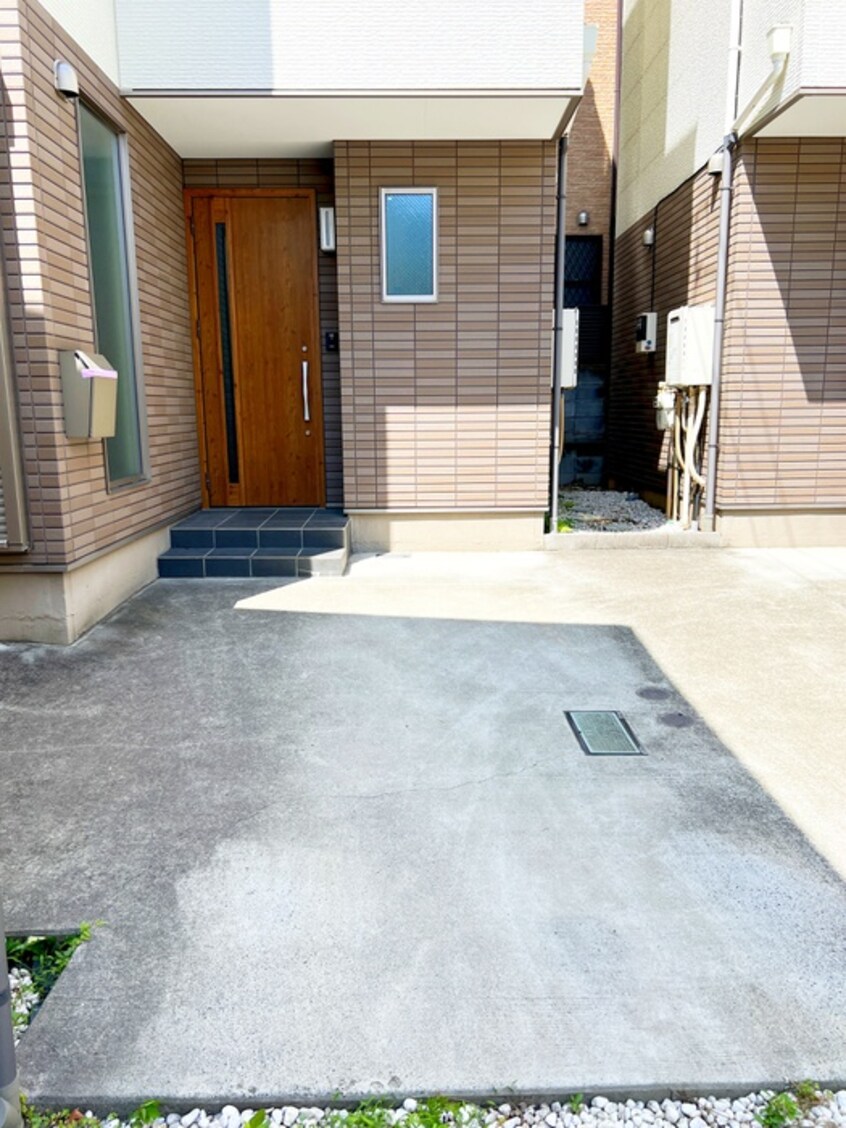 駐車場 屋上のある家ＧｒｅｅｎＲｏｏｆ