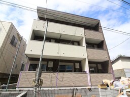 建築中