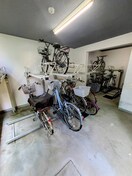 駐輪場 カスティ－ヨ杵島