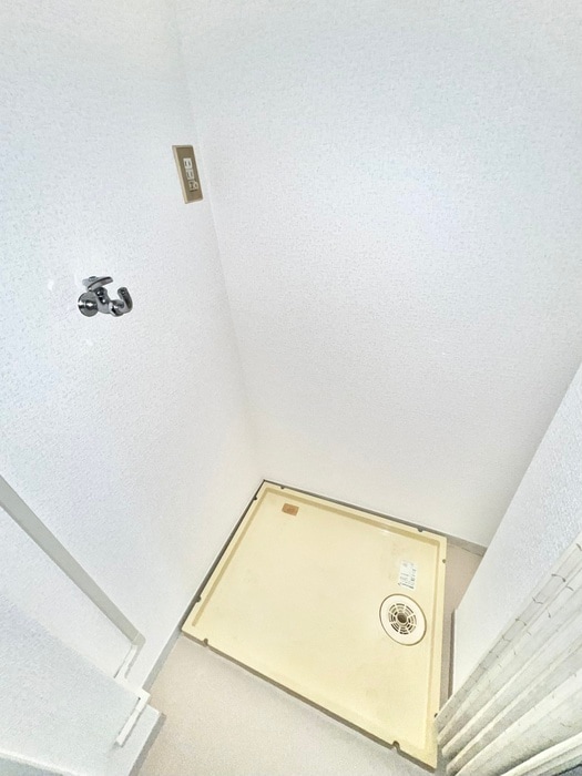 洗濯機置場 ドミ－ル吉田