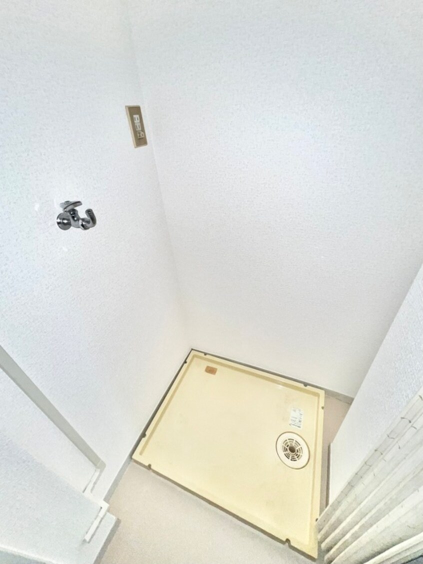 洗濯機置場 ドミ－ル吉田