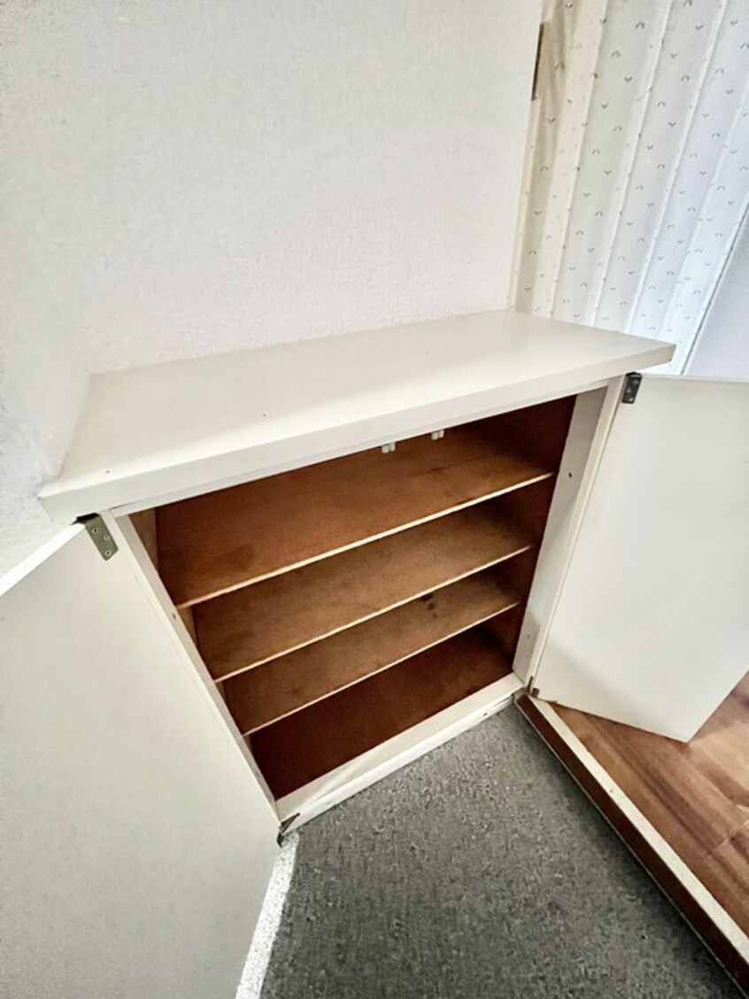 靴箱 ドミ－ル吉田