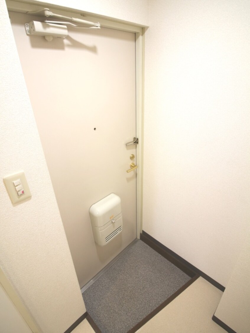 玄関 ＣＯＭ　Ｙ．Ｓ