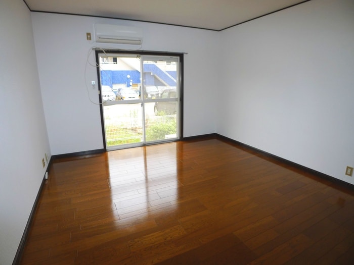 居室 ブルーベルハイツ