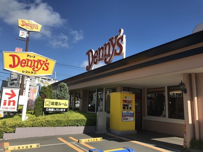 デニーズ高井戸店(ファストフード)まで850m S-RESIDENCE高井戸EAST