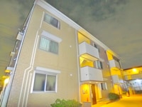 シェ－ネス　ホルツ