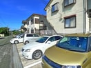 駐車場 ドム・ミーラ