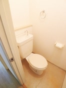 トイレ SUNCTY HIKOTA  A-1