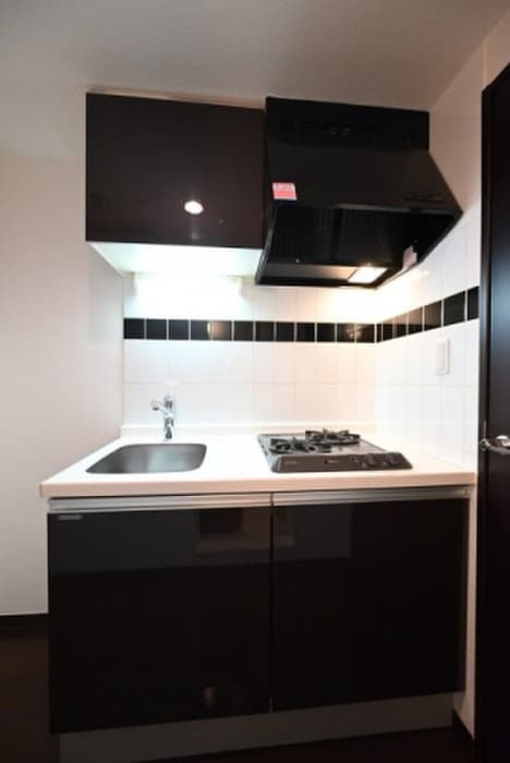 キッチン Verona池袋本町Lusso（101）