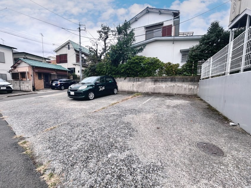 駐車場 グリーンコーポ三ッ沢