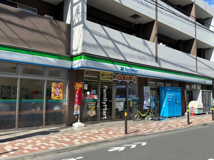 ファミリーマート 江古田日芸前店(コンビニ)まで131m パステル－Ｆ