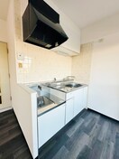 キッチン サンロ－ド一番館