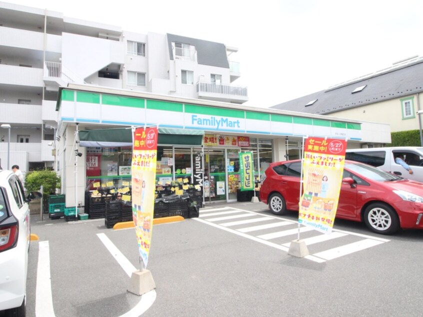 ファミリーマート まるいし希望丘店(コンビニ)まで434m 雅ハイツ