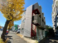 Charlies house 港南中央