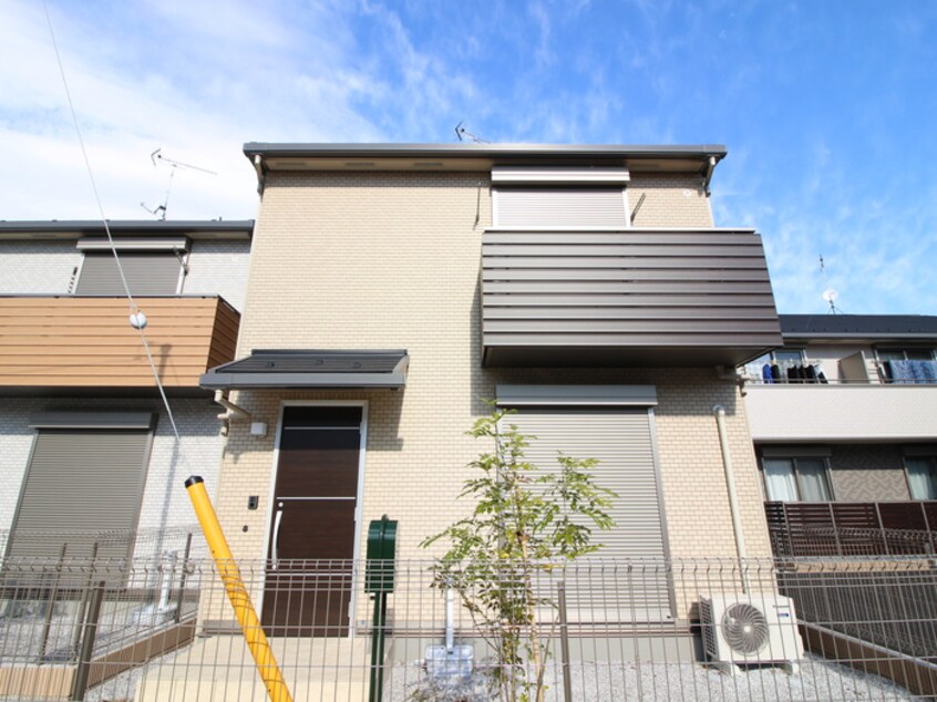 外観写真 メゾン・クロシェットD棟