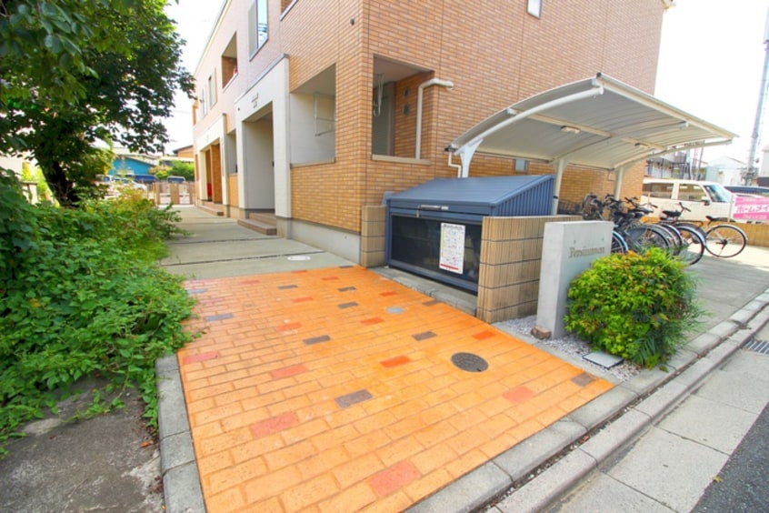 エントランス部分 persimmon