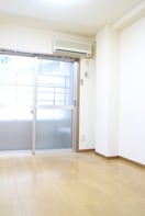 居室 サンヒルズⅡ