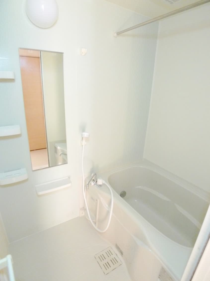 バス／シャワールーム等 アンソレイェⅢ