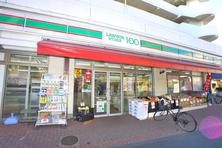 ローソンストア100(コンビニ)まで318m リリ－テラスＣ