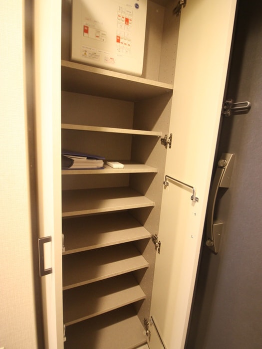 靴箱 プラウドフラット渋谷富ヶ谷