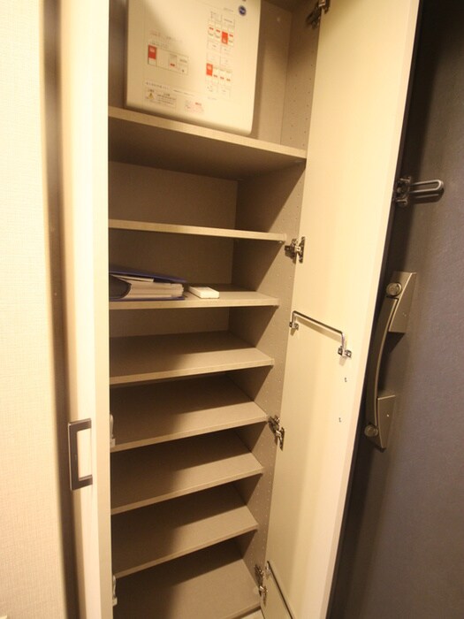 靴箱 プラウドフラット渋谷富ヶ谷