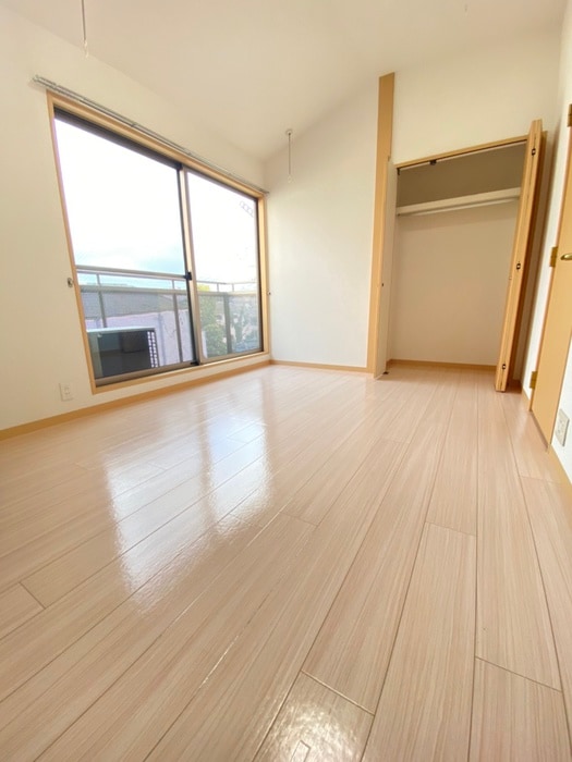 居室 シャルムカーサ