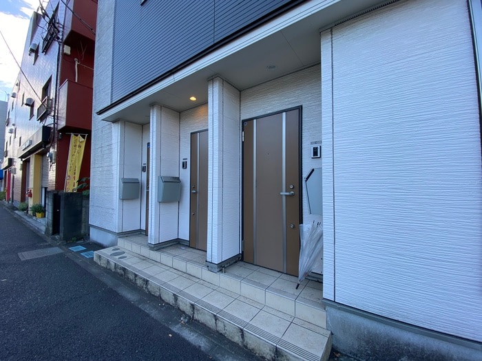 エントランス部分 ハピネス向ヶ丘