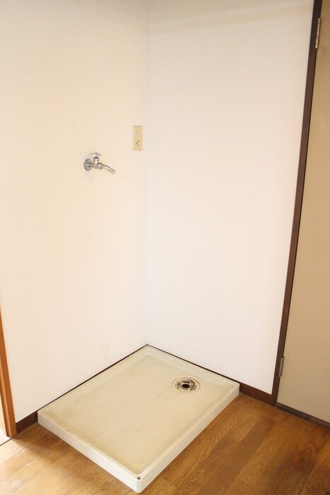 洗濯機置場 サンライズ百合丘