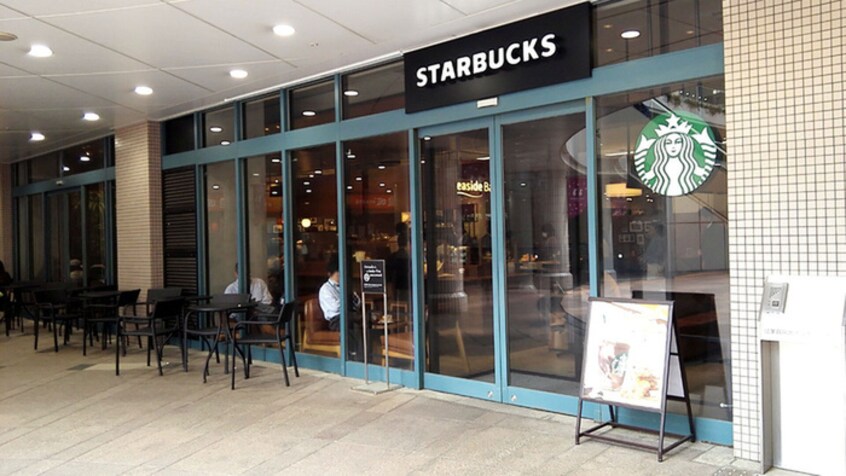 スターバックスコーヒー イオンスタイル品川シーサイド店(ファストフード)まで682m ニューライフ東品川(603)