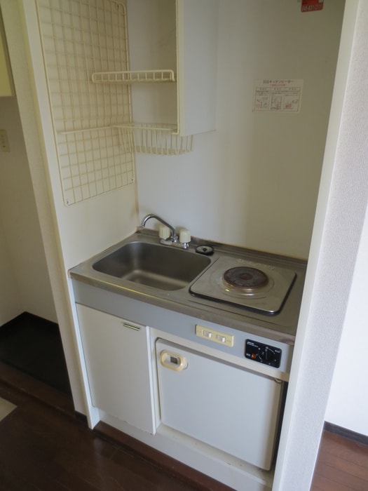 キッチン ﾚｲｴｸｾﾚﾝﾄﾘﾊﾞ-ｻｲﾄﾞ磯子(401)