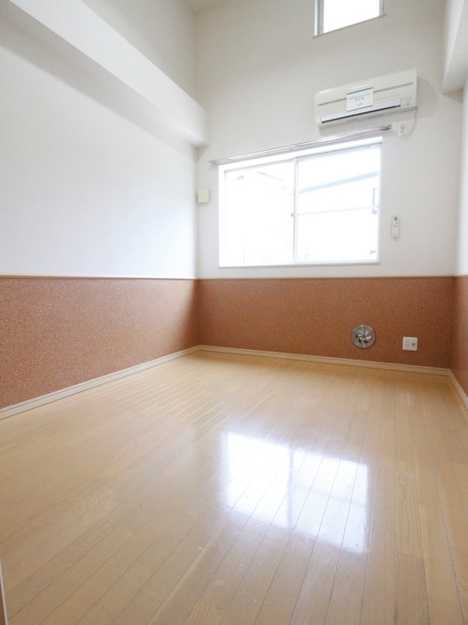 居室 リヴィエール梶ヶ谷B