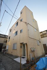 E carina(ｴ ｶﾘ-ﾅ)