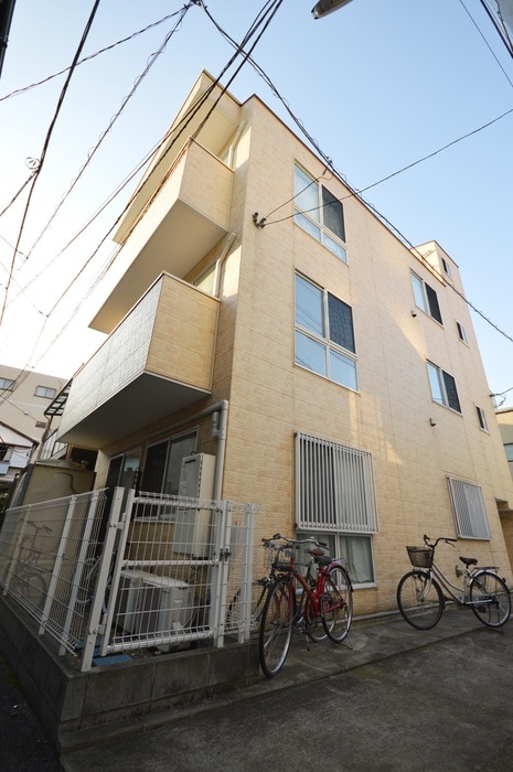 外観写真 E carina(ｴ ｶﾘ-ﾅ)