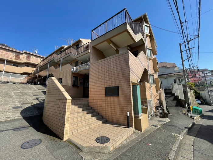 外観写真 ﾗｲｵﾝｽﾞﾏﾝｼｮﾝ新横浜Ｂ館(107)