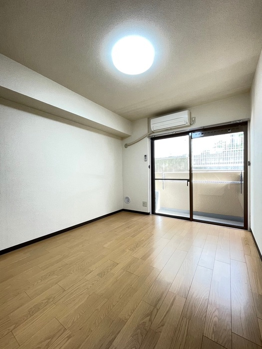 居室 ﾗｲｵﾝｽﾞﾏﾝｼｮﾝ新横浜Ｂ館(107)