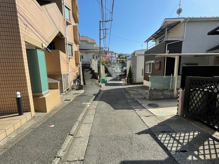 周辺環境 ﾗｲｵﾝｽﾞﾏﾝｼｮﾝ新横浜Ｂ館(107)