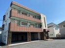 神明ビルの外観