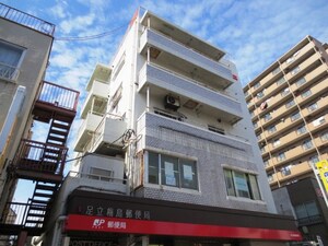 楠　　ビ　　ル
