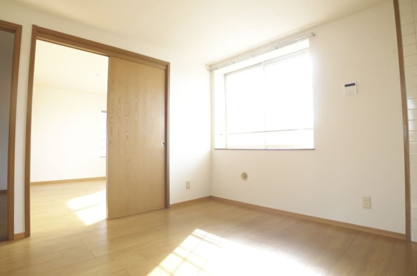 居室 ルミエ－ルＣ