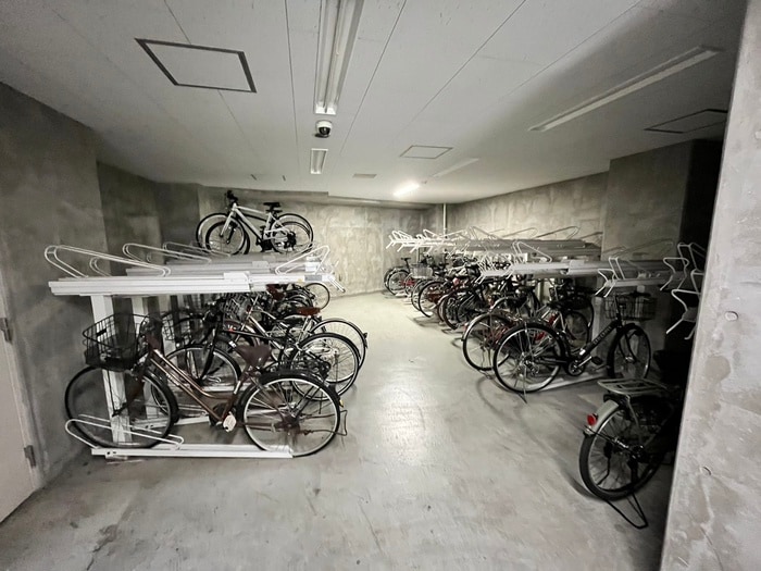 駐輪場 グレイスコ－ト志村三丁目