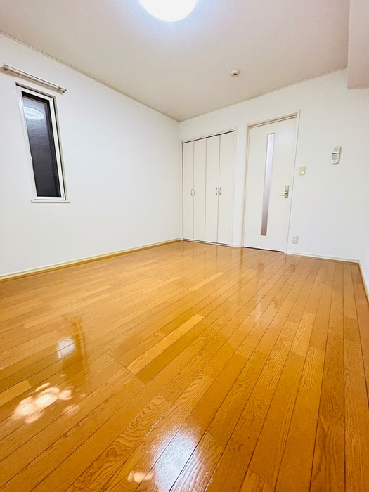 居室 K.M.H.COURTTERRACE