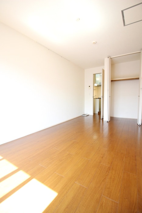 居室 レセンテ旗の台