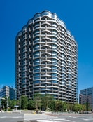 ﾊﾟｰｸｺｰﾄ神宮北参道ｻﾞﾀﾜｰ(521)の外観