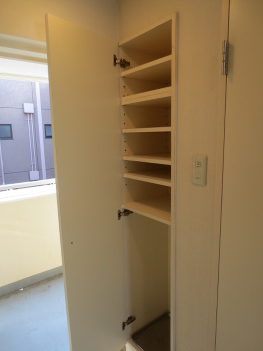 靴箱 新百合ヒルズ