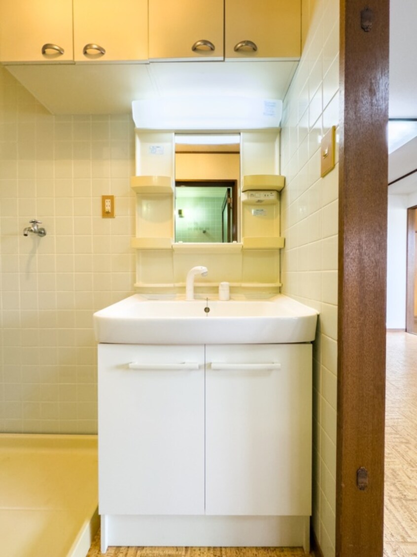 洗面 根橋ビル　Ａ棟