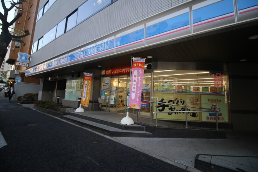 ローソン目黒大鳥神社前店(コンビニ)まで600m CONTEL　SHIMOMEGURO
