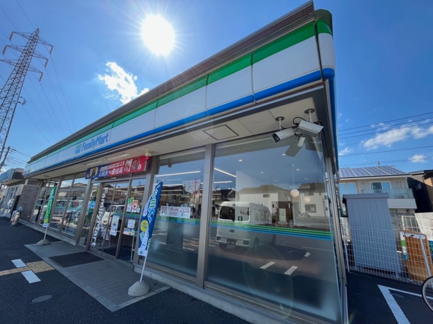 ファミリーマート入間扇町屋店(コンビニ)まで500m Dモンド