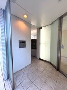 エントランス部分 トゥールブランシュ麻布（401）