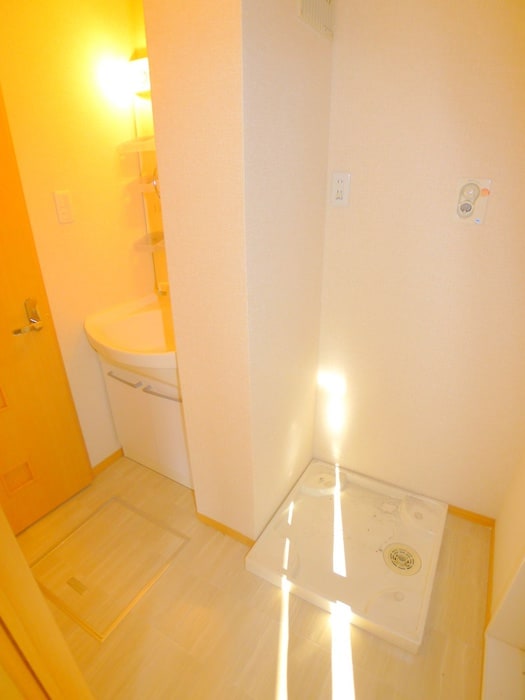 洗濯機置場 ボナ－ル