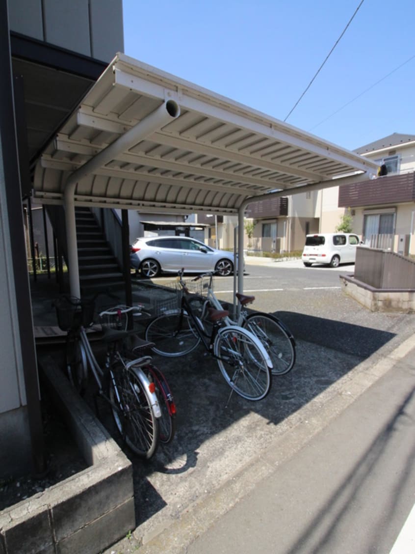 駐輪場 メゾン狭山Ａ